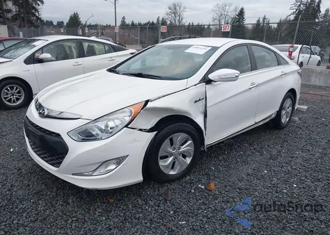 2015 Hyundai Sonata Hybrid from USA, damaged, VIN KMHEC4A43FA135378